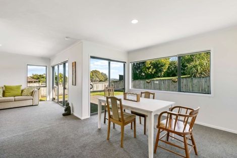 Photo of property in 53 Discovery Avenue, Welcome Bay, Tauranga, 3112