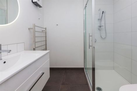 Photo of property in 2/34 Cranmer Square, Christchurch Central, Christchurch, 8013