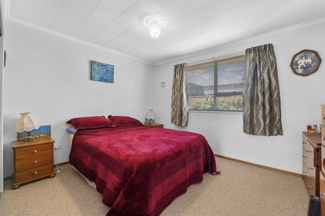 Photo of property in 17 Mace Street, Waitara, 4320