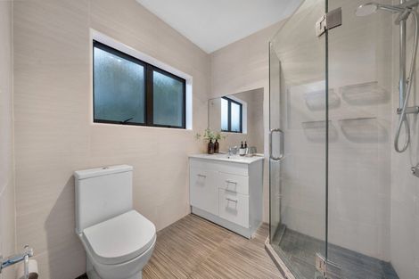 Photo of property in 29 Midhurst Avenue, Henderson, Auckland, 0612