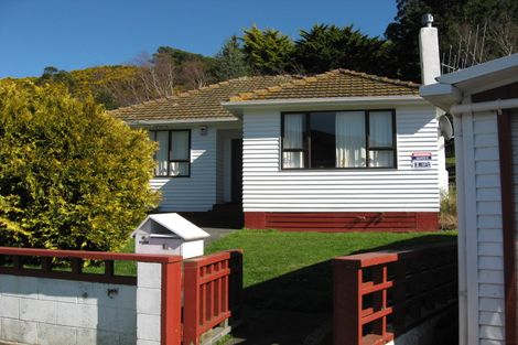 Photo of property in 10 Dover Road, Wainuiomata, Lower Hutt, 5014