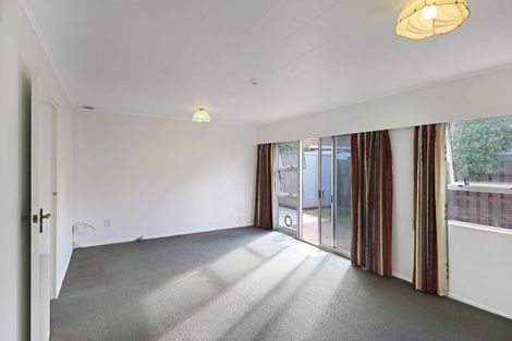 Photo of property in 50b Whites Line West, Woburn, Lower Hutt, 5010