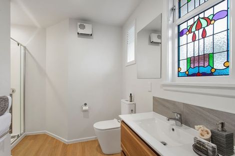 Photo of property in 51 Bourne Crescent, Papanui, Christchurch, 8053