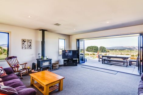 Photo of property in 304a Watershed Road, Bunnythorpe, Palmerston North, 4470