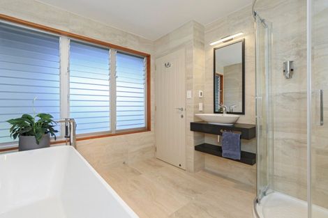 Photo of property in 81 Harbour View Road, Omokoroa, 3114