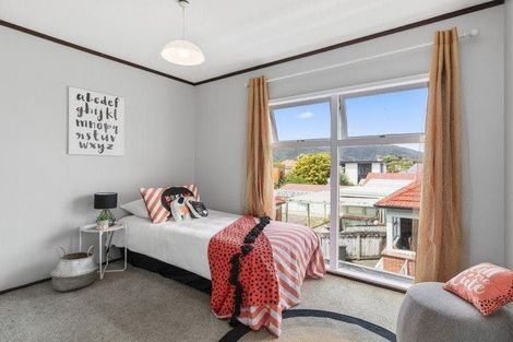 Photo of property in 19 Charleston Avenue, Boulcott, Lower Hutt, 5011