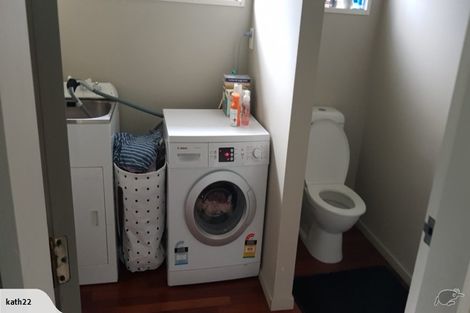 Photo of property in 27 Spinnaker Drive, Whitby, Porirua, 5024