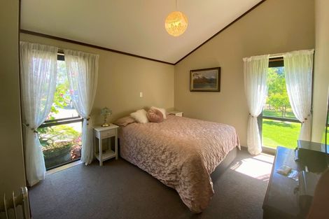 Photo of property in 6 Ewing Place, Albert Town, Wanaka, 9305