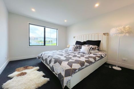 Photo of property in 2 Luff Place, Long Bay, Auckland, 0630