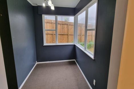 Photo of property in 15 Barberry Grove, Maungaraki, Lower Hutt, 5010