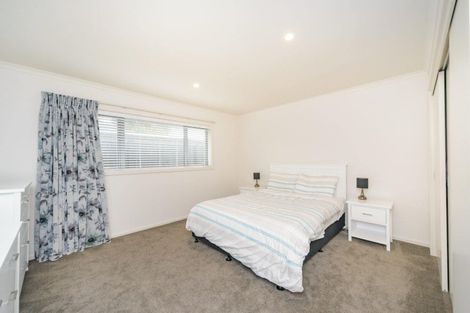 Photo of property in 52a Weston Avenue, Roslyn, Palmerston North, 4414