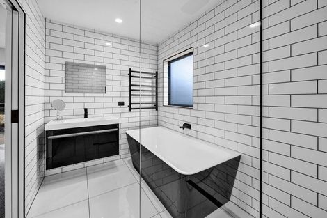 Photo of property in 13b Fitzgerald Lane, Hawera, 4673