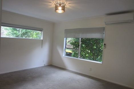 Photo of property in 12 Florio Terrace, Tawa, Wellington, 5028