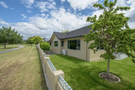 Photo of property in 37 Cairnmuir Crescent, Cromwell, 9310