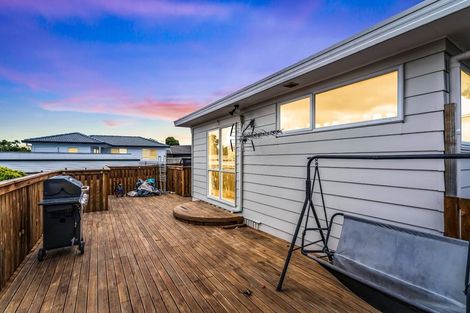 Photo of property in 44 Childers Road, Ranui, Auckland, 0612