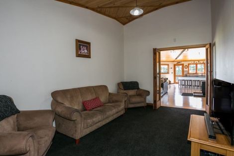 Photo of property in 800 Maraetotara Road, Maraetotara, Havelock North, 4294