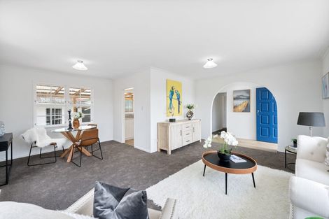 Photo of property in 402 West Coast Road, Glen Eden, Auckland, 0602