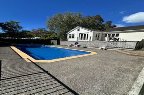 Photo of property in 7 Chatsworth Road, Silverstream, Upper Hutt, 5019