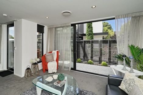 Photo of property in 4/275 Kilmore Street, Christchurch Central, Christchurch, 8011