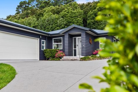 Photo of property in 69 Bathurst Crescent, Pyes Pa, Tauranga, 3112