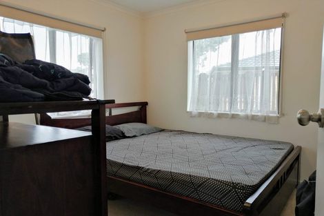 Photo of property in 39 Waller Avenue, Bucklands Beach, Auckland, 2012