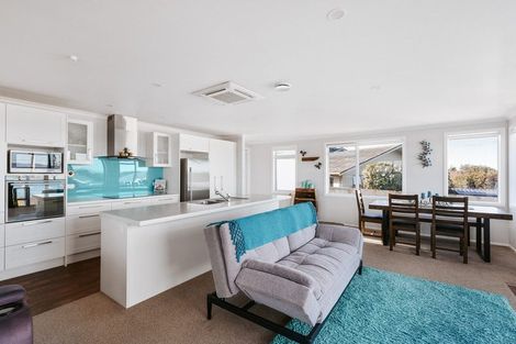 Photo of property in 35 Coppelia Avenue, Omokoroa, 3114