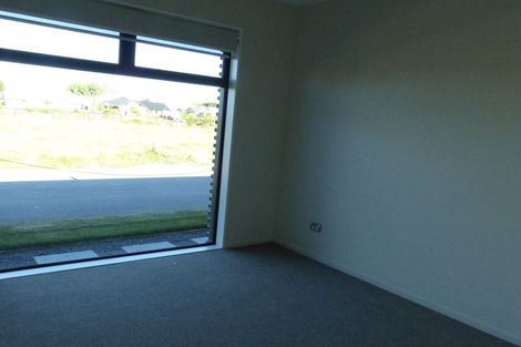 Photo of property in 17 Te Rito Street, Marshland, Christchurch, 8083