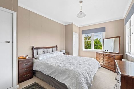 Photo of property in 1 Huia Street, Foxton Beach, Foxton, 4815