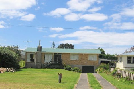 Photo of property in 23 Hillview Road, Waihi Beach, 3611