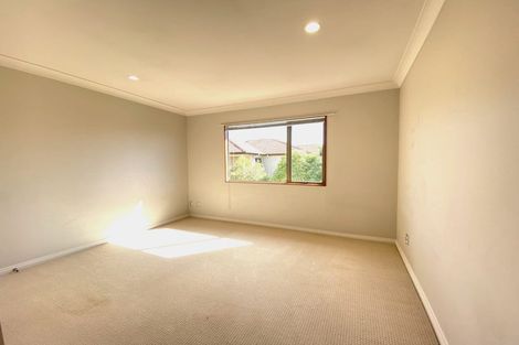 Photo of property in 15 Kaseng Place, East Tamaki Heights, Auckland, 2016