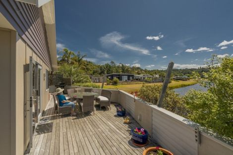 Photo of property in 36 Motukorure Parade, Cooks Beach, Whitianga, 3591
