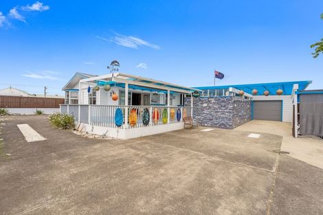 Photo of property in 118 Aberdeen Place, Whangamata, 3620