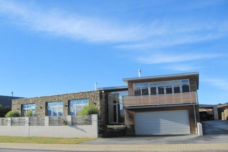 Photo of property in 65a Kings Drive, Wanaka, 9305