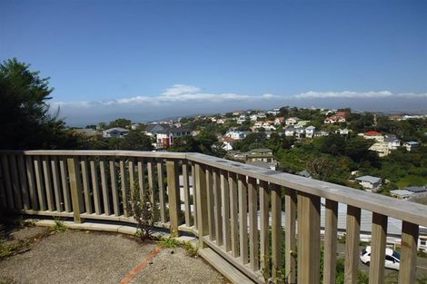 Photo of property in 1 Fairview Crescent, Kelburn, Wellington, 6012