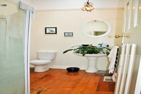 Photo of property in 35 Roberton Road, Avondale, Auckland, 1026