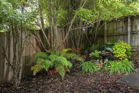 Photo of property in 30e Schnapper Rock Road, Schnapper Rock, Auckland, 0632