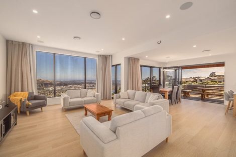 Photo of property in 4 Plains View, Mount Pleasant, Christchurch, 8081