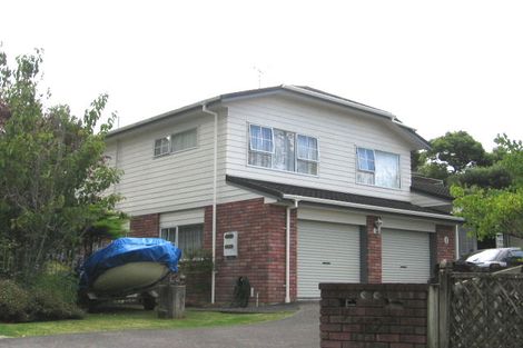 Photo of property in 2/112 Nigel Road, Browns Bay, Auckland, 0630