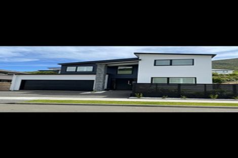 Photo of property in 105 Silverstream Road, Crofton Downs, Wellington, 6035