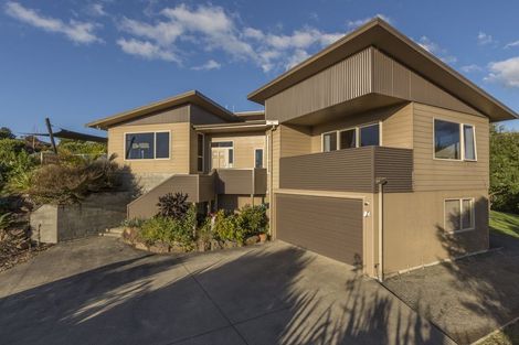 Photo of property in 8 Roger Guy Place, Welcome Bay, Tauranga, 3175