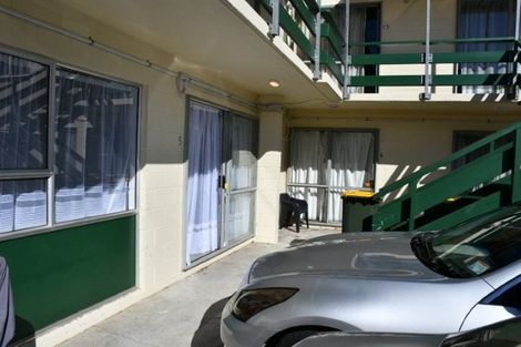 Photo of property in 5/897 Heaphy Terrace, Claudelands, Hamilton, 3214