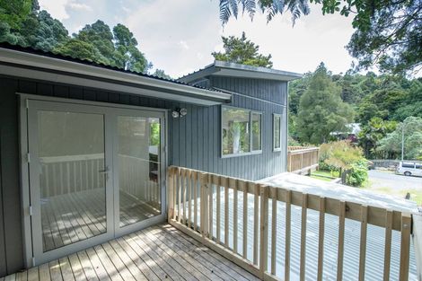 Photo of property in 37 Western Road, Laingholm, Auckland, 0604