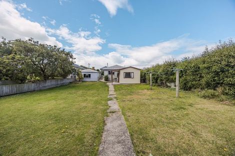 Photo of property in 12 Mersey Street, South Hill, Oamaru, 9400