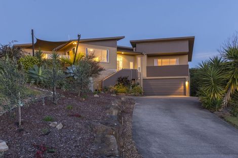 Photo of property in 8 Roger Guy Place, Welcome Bay, Tauranga, 3175