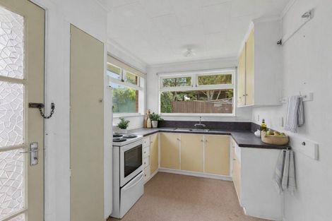Photo of property in 36 Toru Road, Paraparaumu Beach, Paraparaumu, 5032
