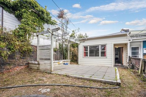 Photo of property in 34 Mckinley Crescent, Brooklyn, Wellington, 6021