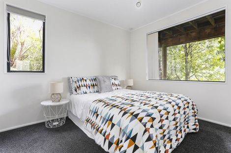 Photo of property in 2/20a Rawene Road, Birkenhead, Auckland, 0626