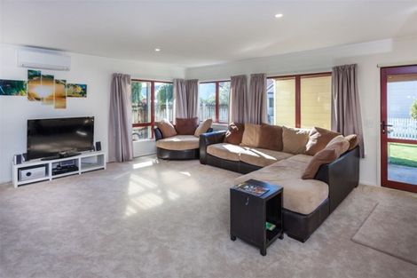 Photo of property in 1 Tudor Grove, Whitianga, 3510