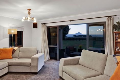 Photo of property in 37 Arthur Street, Hawera, 4674