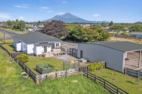 Photo of property in 122 Cordelia Street, Stratford, 4332